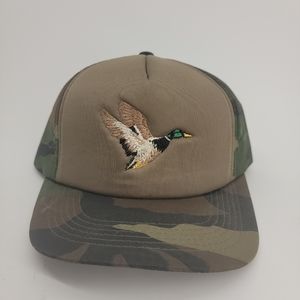 Vintage Winchester Camouflage Duck Hunting Snapback Trucker Hat Cap Foam
